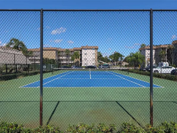 8141 SW 24th Ct APT 406, Davie, FL 33324