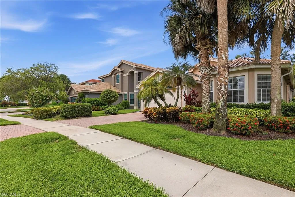 3 bed, 2.5 bath, 2351 sqft, $4,500 — Photo 4