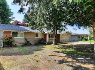 916 26th St NW, Puyallup, WA 98371