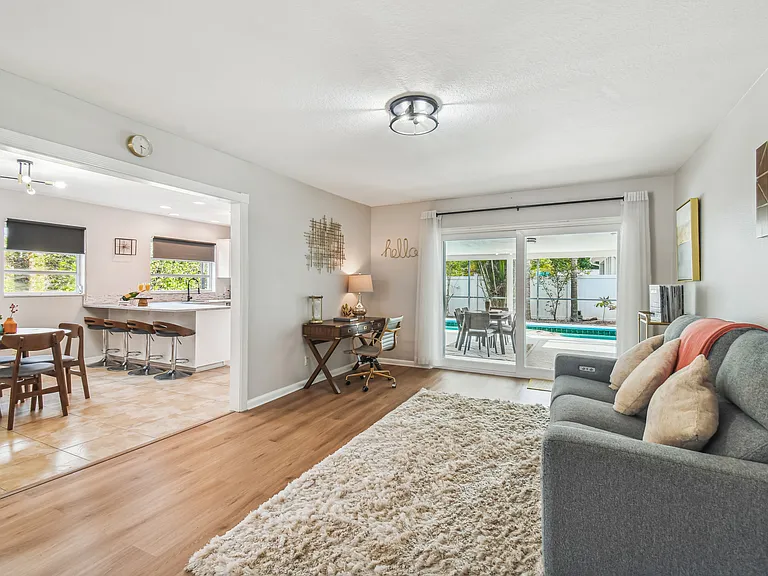 3606 W Gray St — Photo 13