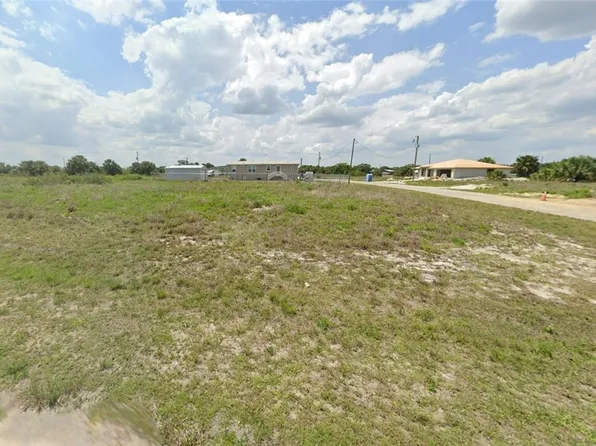 1042 Monday St, Labelle, FL 33935