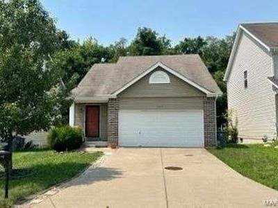 547 Parkgate Dr, Lake Saint Louis, MO, 63367