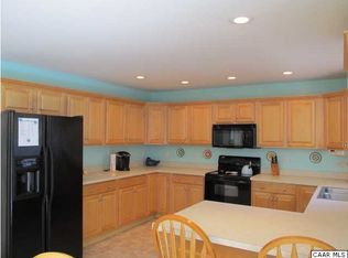 1 Vine Ridge Dr, Palmyra, VA 22963