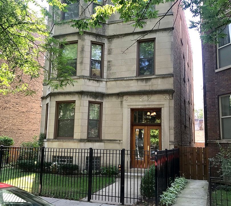 1st image of 3746 N Lakewood Ave #3