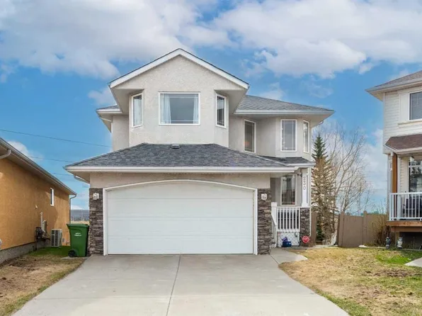 230 N Sierra Nevada Pl SW, Calgary, AB T3H 3M9