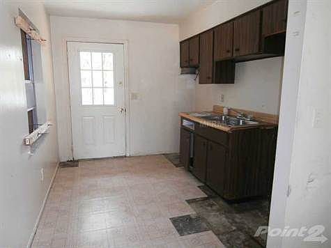 2nd image of 8720 N 15th St