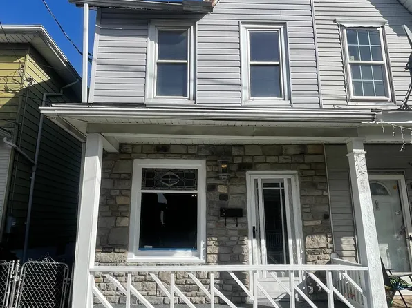 242 N Pine St, Tremont, PA 17981