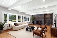 photo property thumbnail