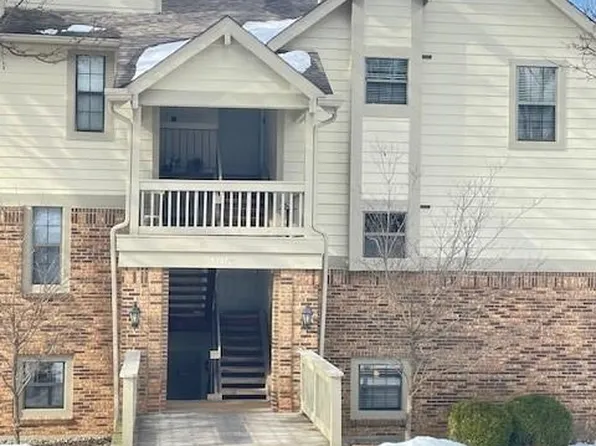 12970 Bryce Canyon Dr APT B, Maryland Heights, MO 63043