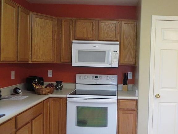 4th image of 24038 N Desert Dr