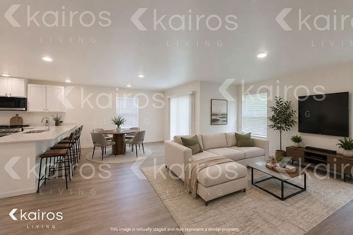 2nd image of 158 Maple Leaf Dr