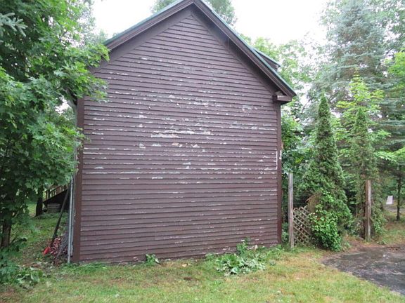 4th image of 24 S Hillside Street