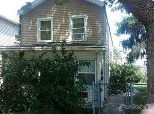 1448 Jackson St, Dubuque, IA 52001