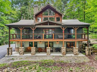 1067 English Ridge Dr, Mars Hill, NC 28754
