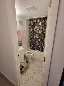 (Undisclosed Address), Medford, NY, 11763