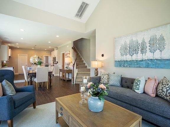 Images of the home are for illustrative purposes only and should never be relied upon