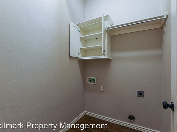 4th image of 8704 SW 36th Ter