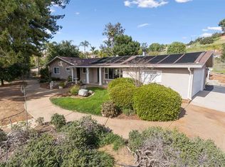 2972 Oak Hill Dr, Escondido, CA 92027