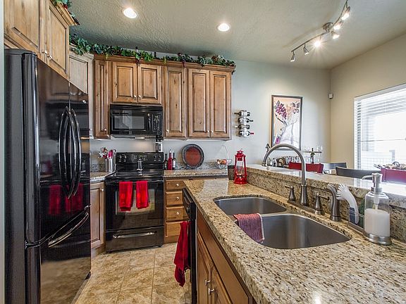 4th image of 3858 W Scarlet Sage Way