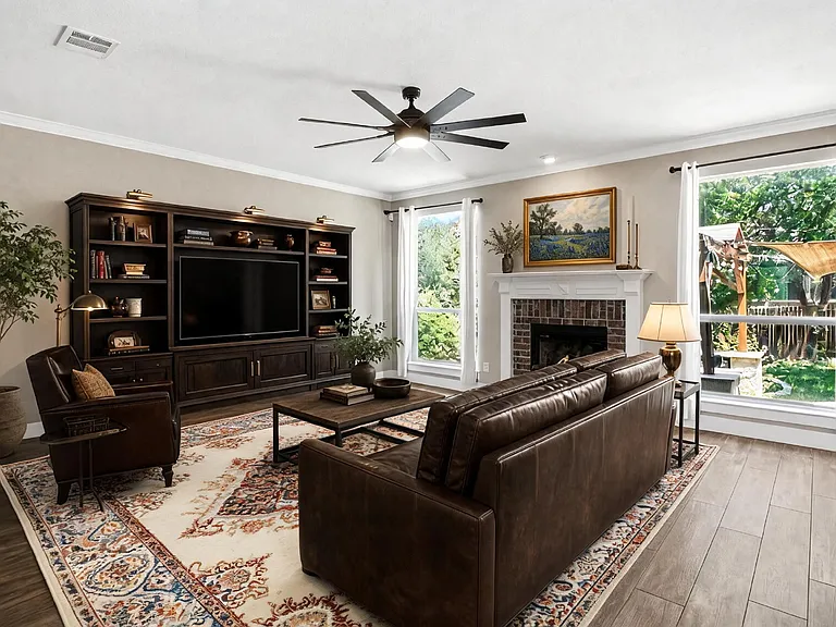 8603 Solano Dr — Photo 2