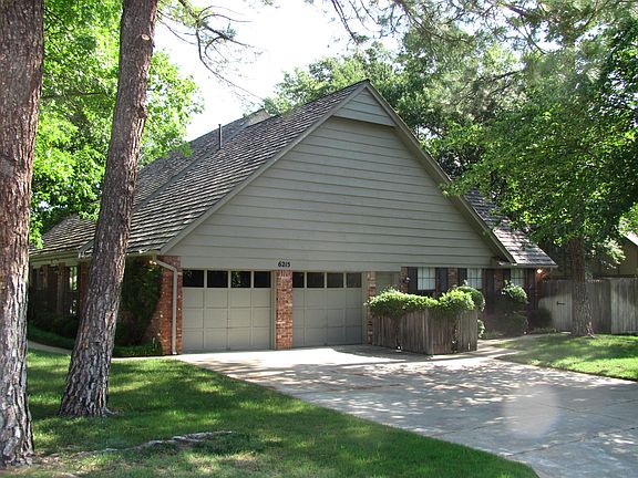 Side entry garage
