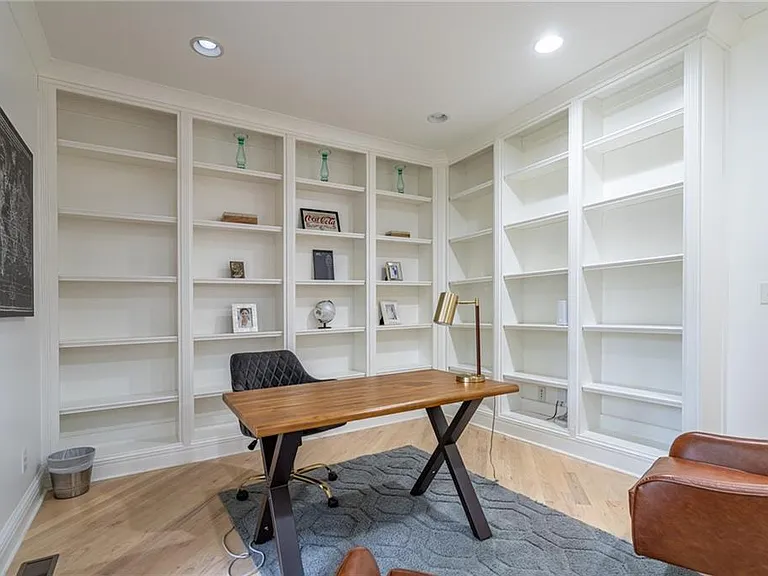 1219 Moores Mill Rd NW — Photo 13