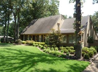 1606 Castle Dr, Jonesboro, AR 72401