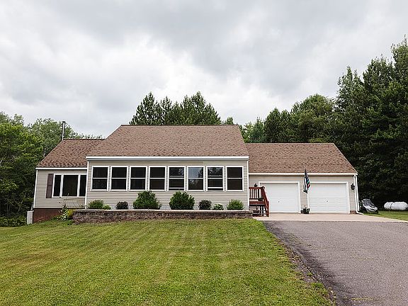 2nd image of 42255 Archambeau Rd