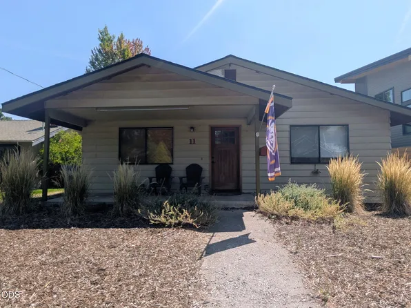 1114 NW Columbia St, Bend, OR 97703