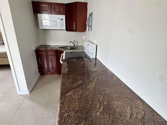 3rd image of 1042 Foster Road