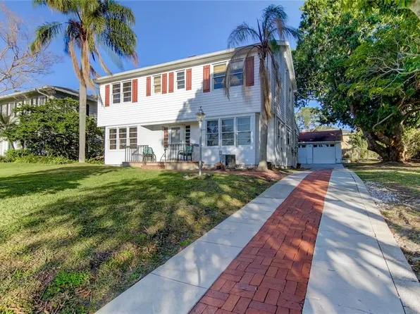 301 Hillcrest Dr, Clearwater, FL 33755