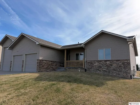 4905 Waterford Ave, Bellevue, NE 68123