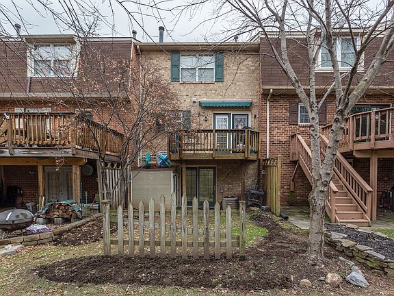 2nd image of 7960 Parkland Pl