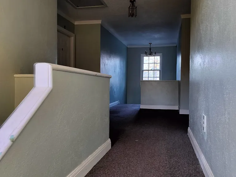 703 E Pine St #B — Photo 16