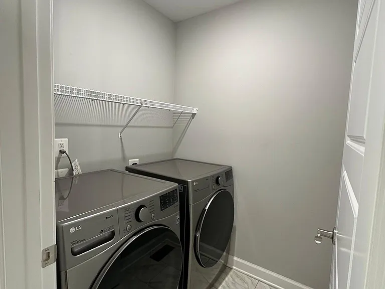 2832 Belgian Dr — Photo 28