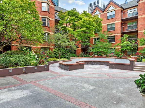 1500 SW Park Ave APT 229, Portland, OR 97201