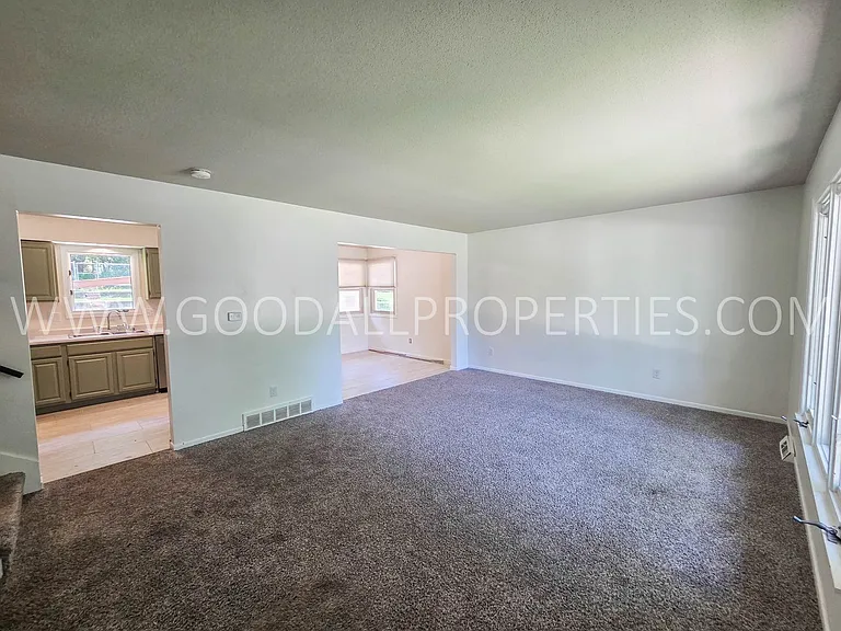 2908 78th St — Photo 5
