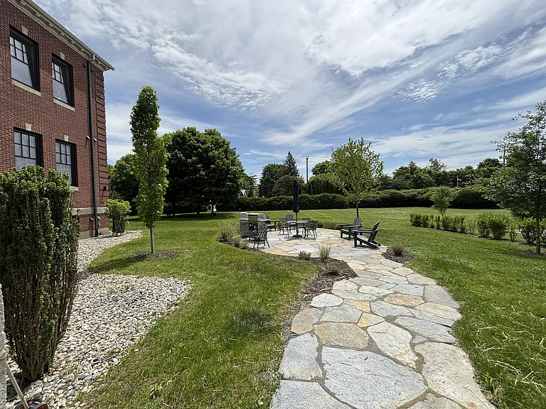 71 Montague City Rd #3B — Photo 9