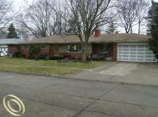 27283 Jean Rd, Warren, MI 48093