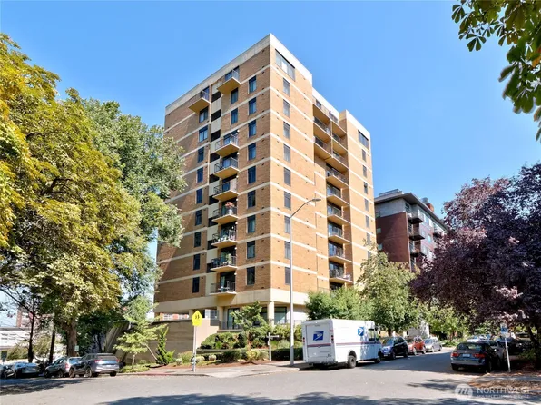 1300 University Street #2A, Seattle, WA 98101
