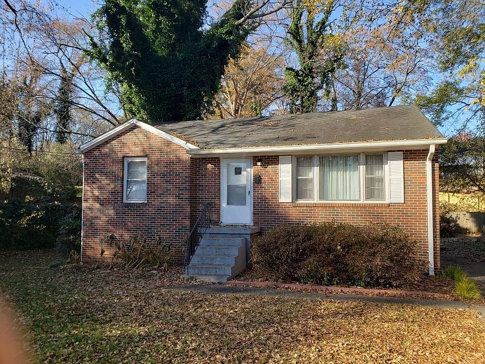 1st image of 575 Kennesaw Dr SE
