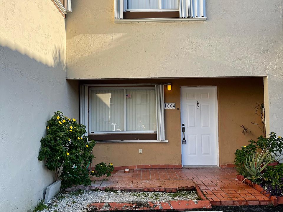 1st image of 411 NW 82nd Ave APT 1004