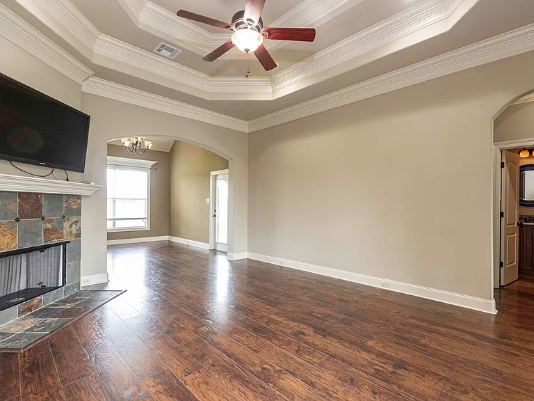 308 Forest Creek Dr #100 — Photo 4