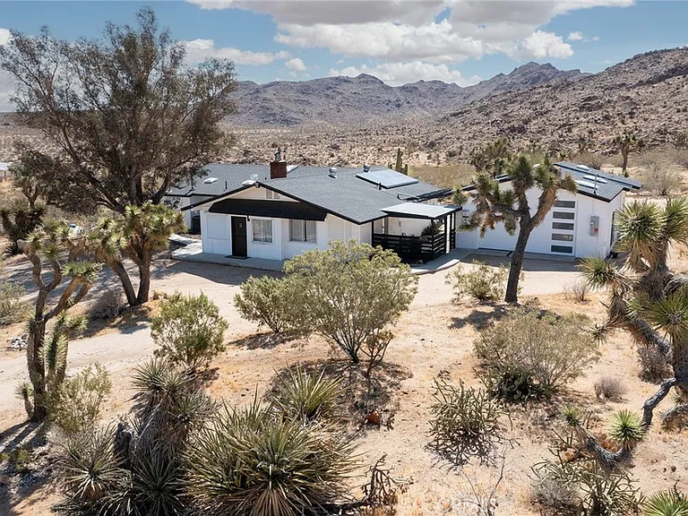 9073 Tortuga Trl — Photo 1