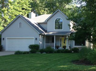 3940 Bayberry Ln, Lansing, MI 48911