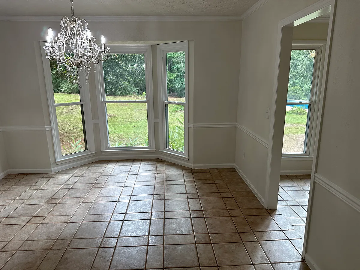 Dining room - Quail Trl