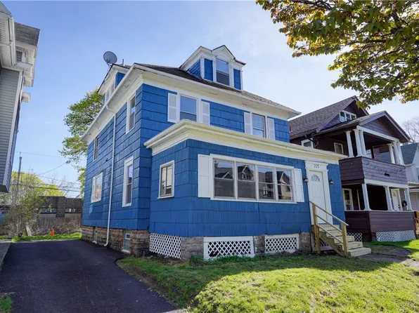 223 Selye Ter, Rochester, NY 14613