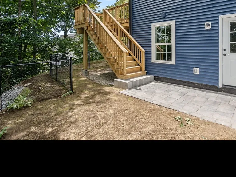 36 Summit St — Photo 5