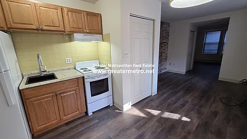 45 Charter St #4 Photo 1