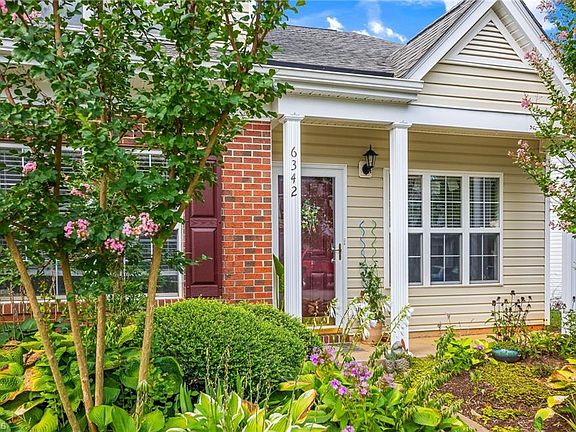 5th image of 6342 Hibiscus Ct